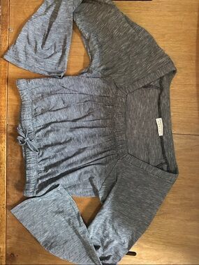 Women's Gray Peplum Long-Sleeve Top